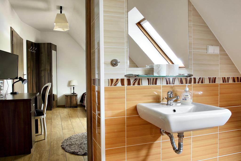 Wodnik Bed & Breakfast Krosno Ruang foto